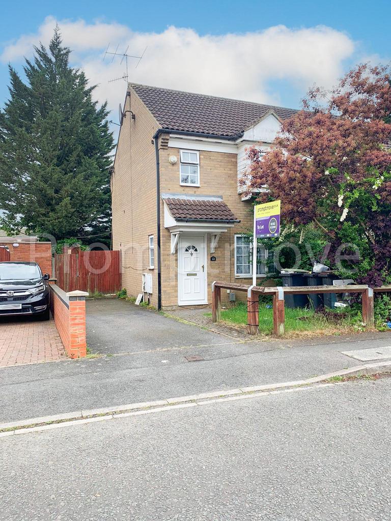 Dorrington Close Luton LU3 1XR 3 bed semidetached house £1,300 pcm