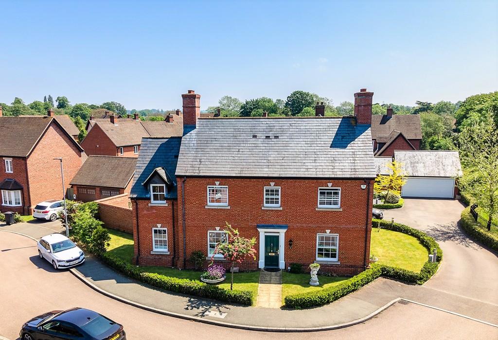 Woodpecker Close Great Barford 4 Bed Detached House £600 000