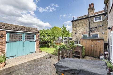 82 Longhurst Road, London, SE13 5LZ