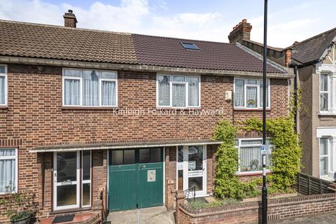 82 Longhurst Road, London, SE13 5LZ