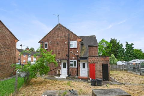 21 Bartram Close, Uxbridge, UB8 3AX