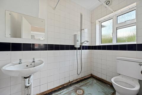 21 Bartram Close, Uxbridge, UB8 3AX