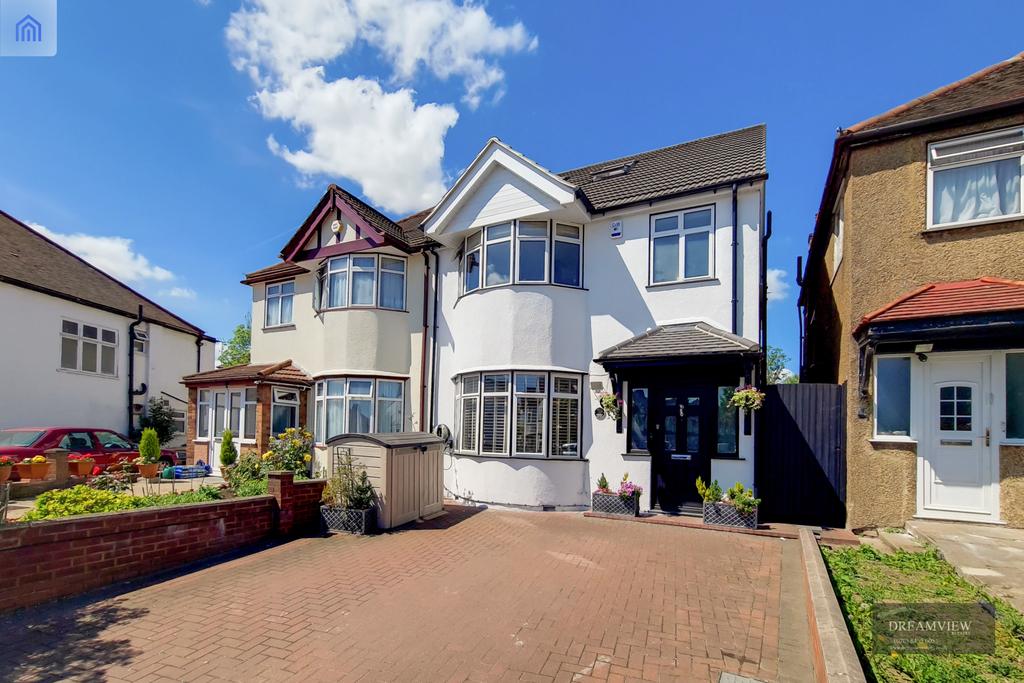 HIGHFIELD AVENUE, LONDON, NW11 5 bed semidetached house for sale £