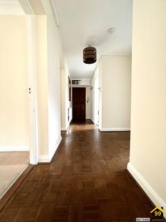 undefined, Brackley Court, Beckenham, Kent, BR3