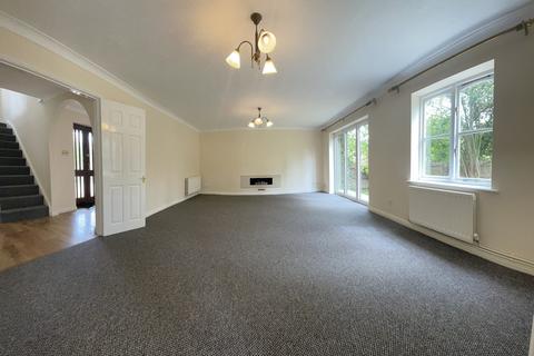5 bedroom detached house to rent, Broxbourne, EN10 7LP