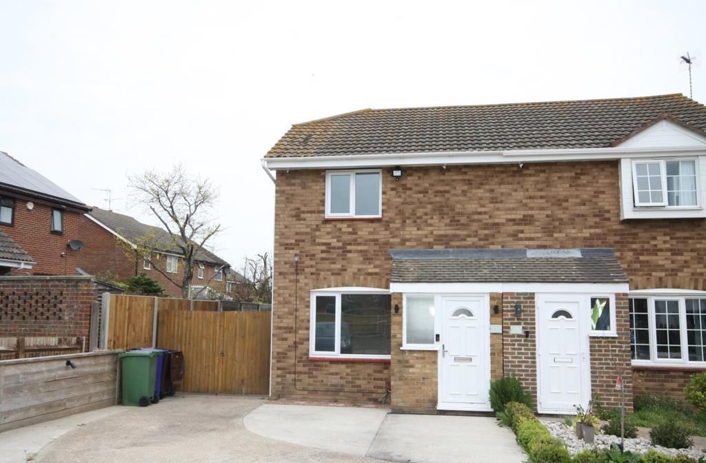 Satis Avenue, Sittingbourne 3 bed semidetached house £1,200 pcm (£