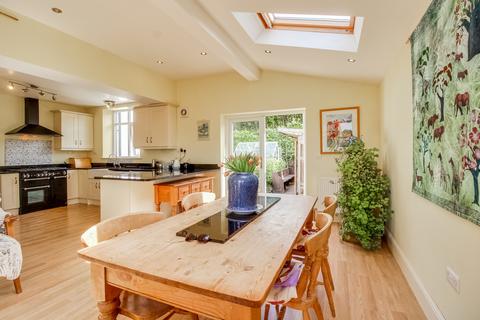 4 bedroom detached house for sale - Huddersfield Road, New Mill