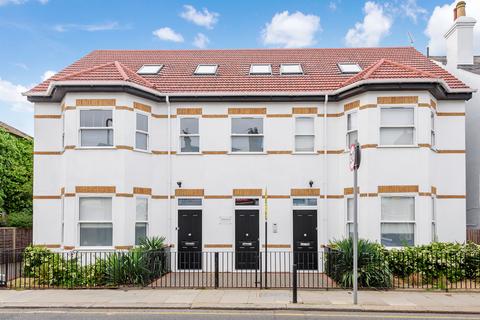 Flat 5, 7 Alston Road, Barnet, EN5 4ET