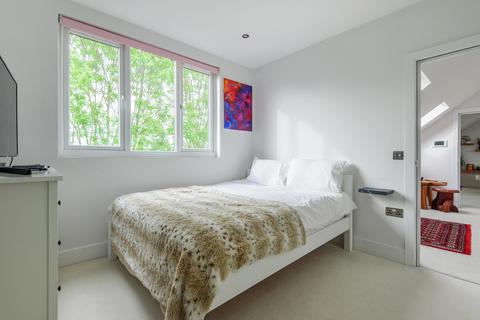 Flat 5, 7 Alston Road, Barnet, EN5 4ET
