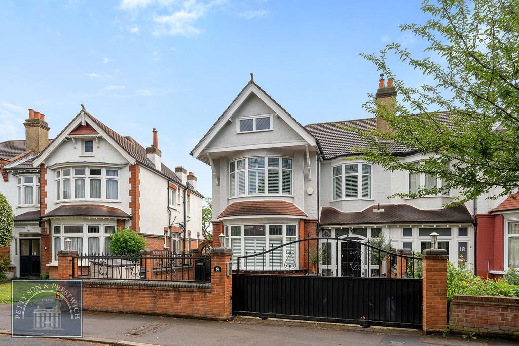 Felstead Road, Wanstead 5 bed semidetached house for sale £1,625,000