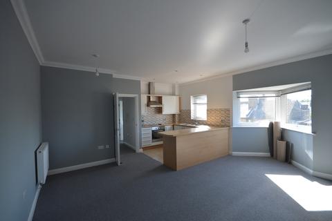 2 bedroom flat to rent - Moulsham Street, Chelmsford, CM2