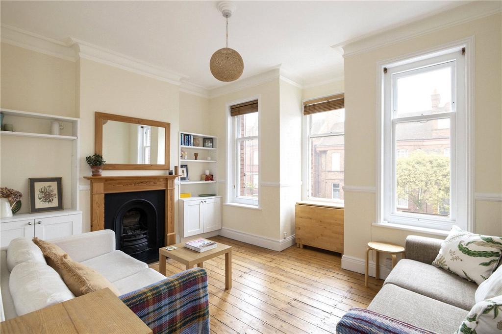 Amesbury Avenue, London, SW2 2 bed apartment for sale £475,000