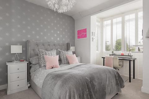 1 Parkview Way, Epsom, KT19 8FA