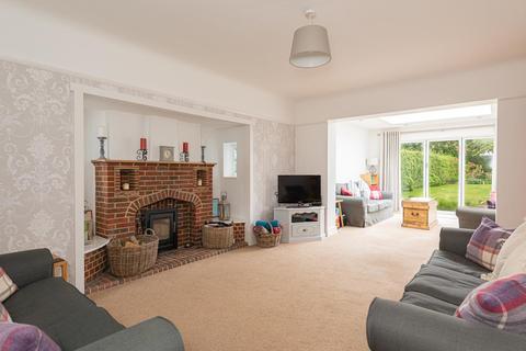 91 Tattenham Crescent, Epsom, KT18 5NY