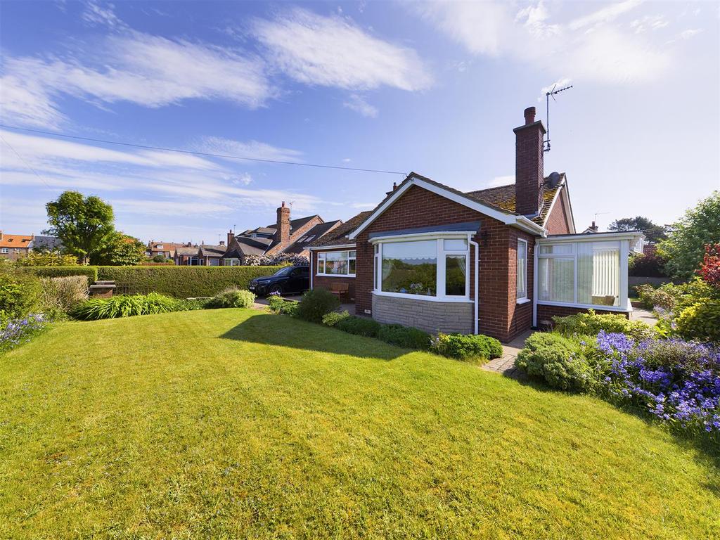 Water Lane, Flamborough 2 bed detached bungalow £299,950