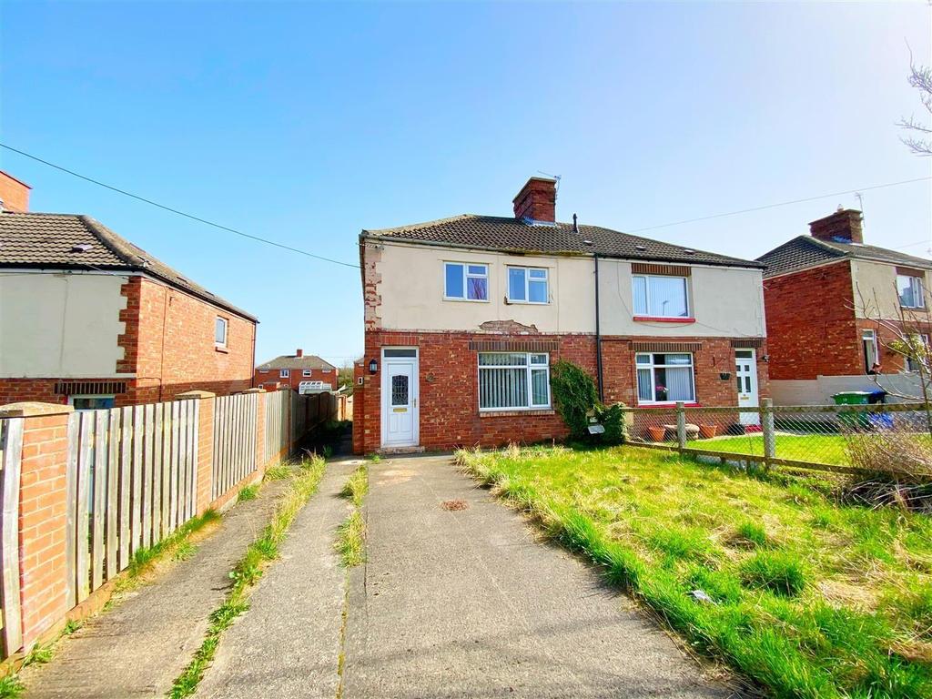 Elm Road, West Cornforth, 4 bed semidetached house £50,000