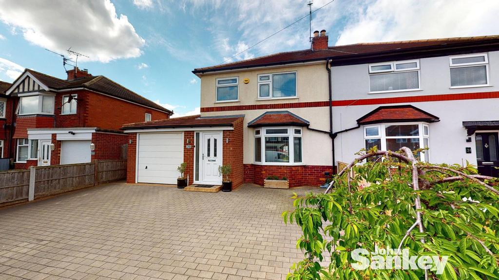 Titchfield Avenue, Mansfield... 3 bed semidetached house £230,000