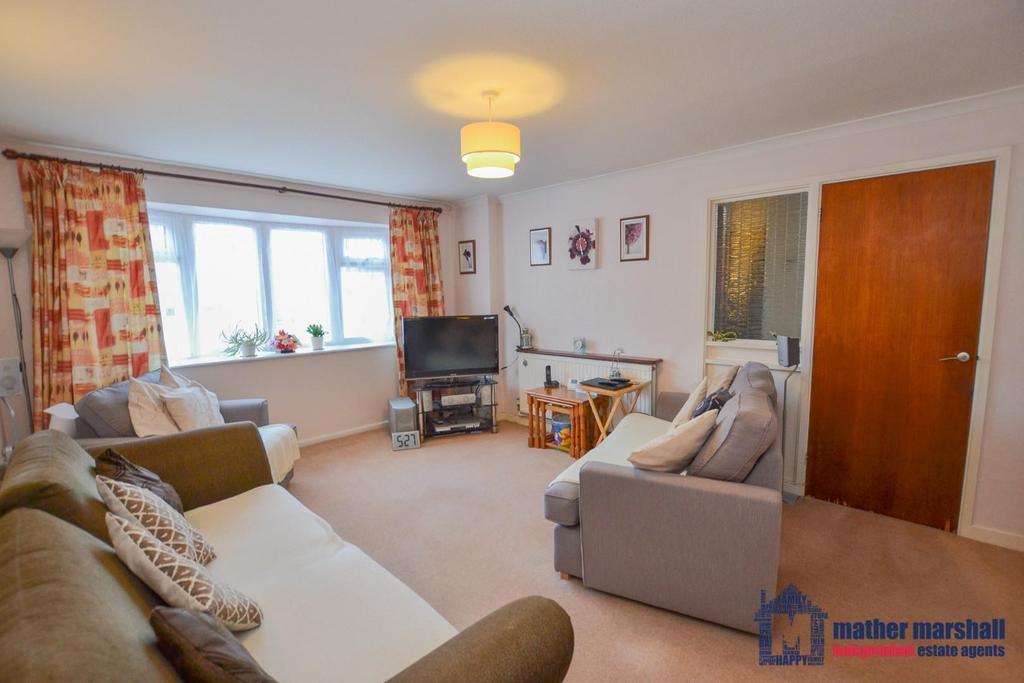 Angotts Mead, Stevenage 4 bed detached house £575,000