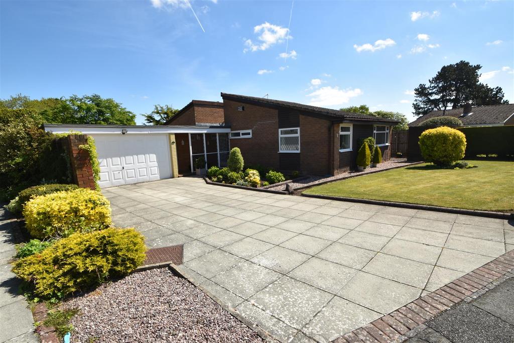Parklands Drive, Gayton, Wirral 3 bed detached bungalow £595,000