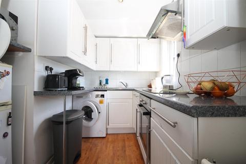 Flat 12, 3 Violet Close, Hackbridge, Wallington, SM6 7HH