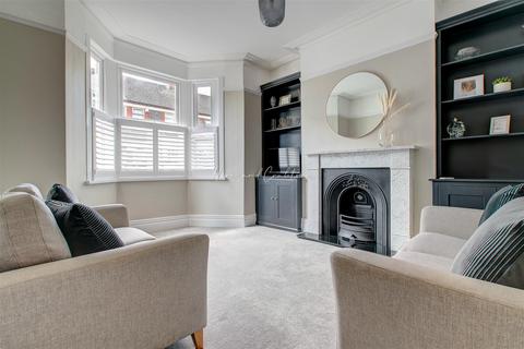 74 Llanfair Road, Cardiff, CF11 9QA