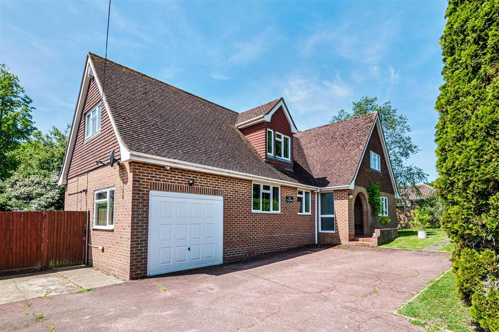 Ersham Road, Hailsham 4 bed detached bungalow for sale £650,000