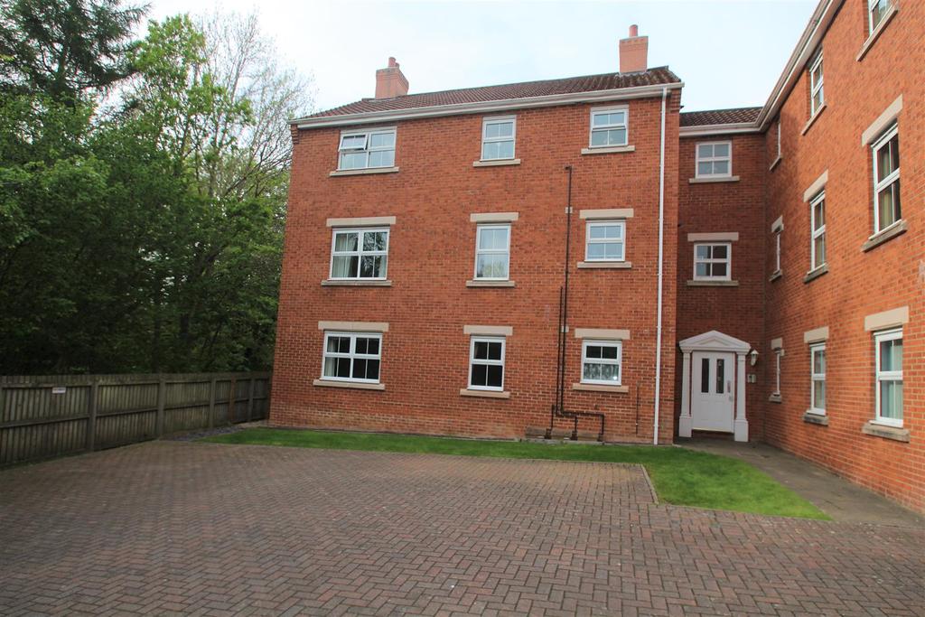 Bouch Way, Barnard Castle 3 bed apartment £625 pcm (£144 pw)