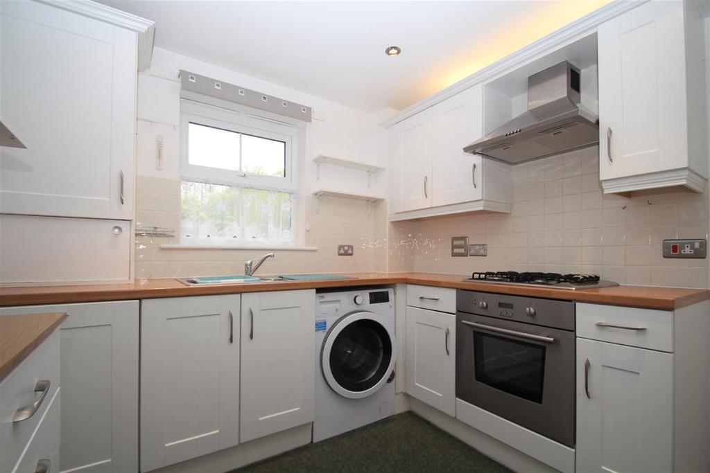 Bouch Way, Barnard Castle 3 bed apartment £625 pcm (£144 pw)