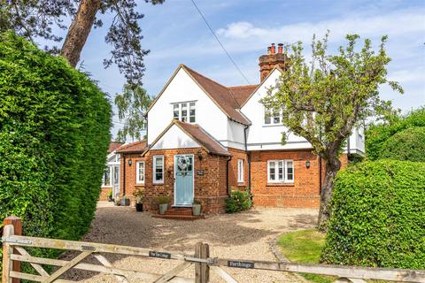 4 bedroom semi-detached house for sale - Pear Tree Cottage, Lord Street, Hoddesdon