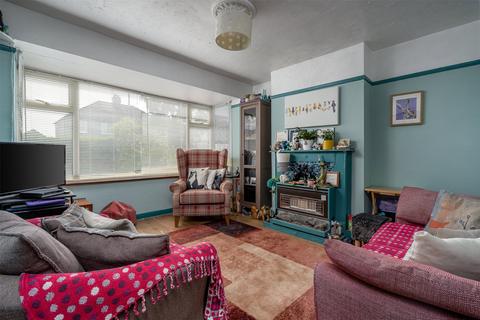 62 Hitchings Way, Reigate, RH2 8ER