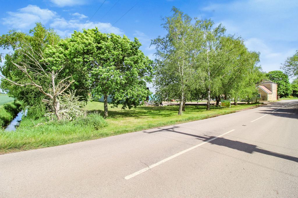 Station Road, Deeping St James, Market Deeping, PE6 8RQ 4 bed detached house £1,250,000