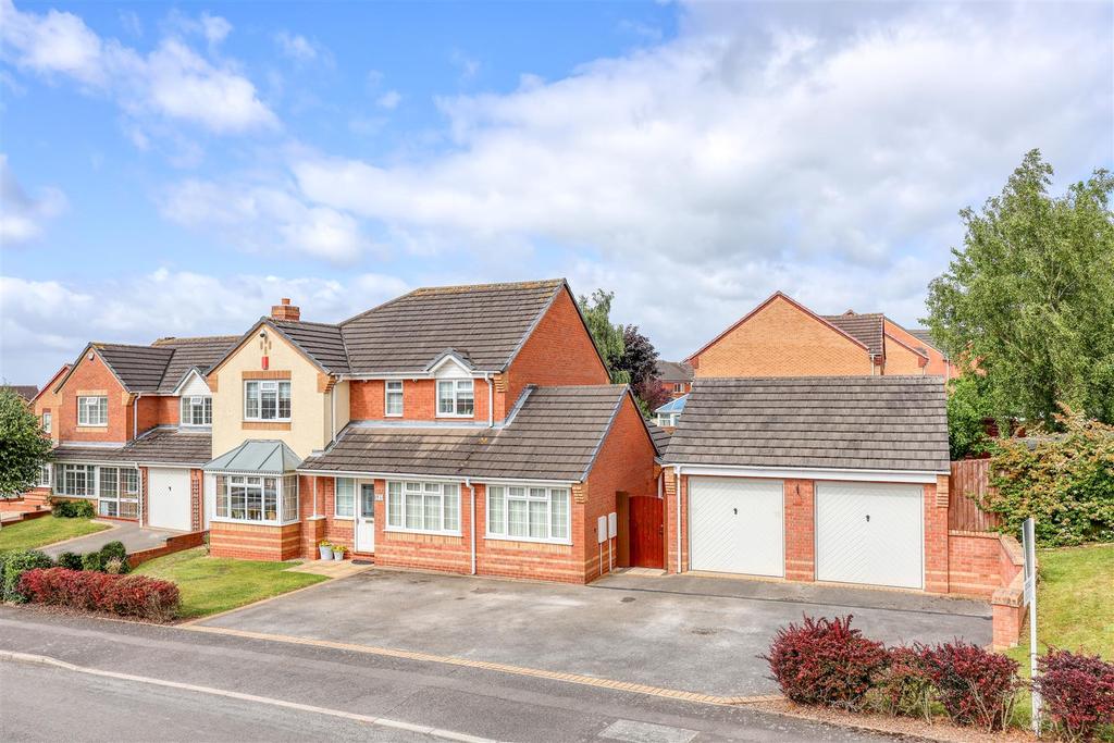 Blackthorn Way, Measham 4 bed detached house £495,000