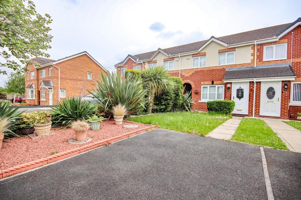 Honey Way, St Johns Gardens... 3 bed terraced house £95,000