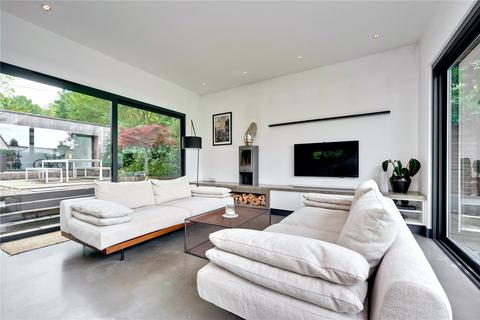 undefined, Bridle Path, Ewshot, Farnham, Hampshire, GU10