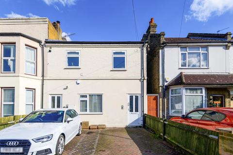 15a Devonshire Road, London, SE9 4QP