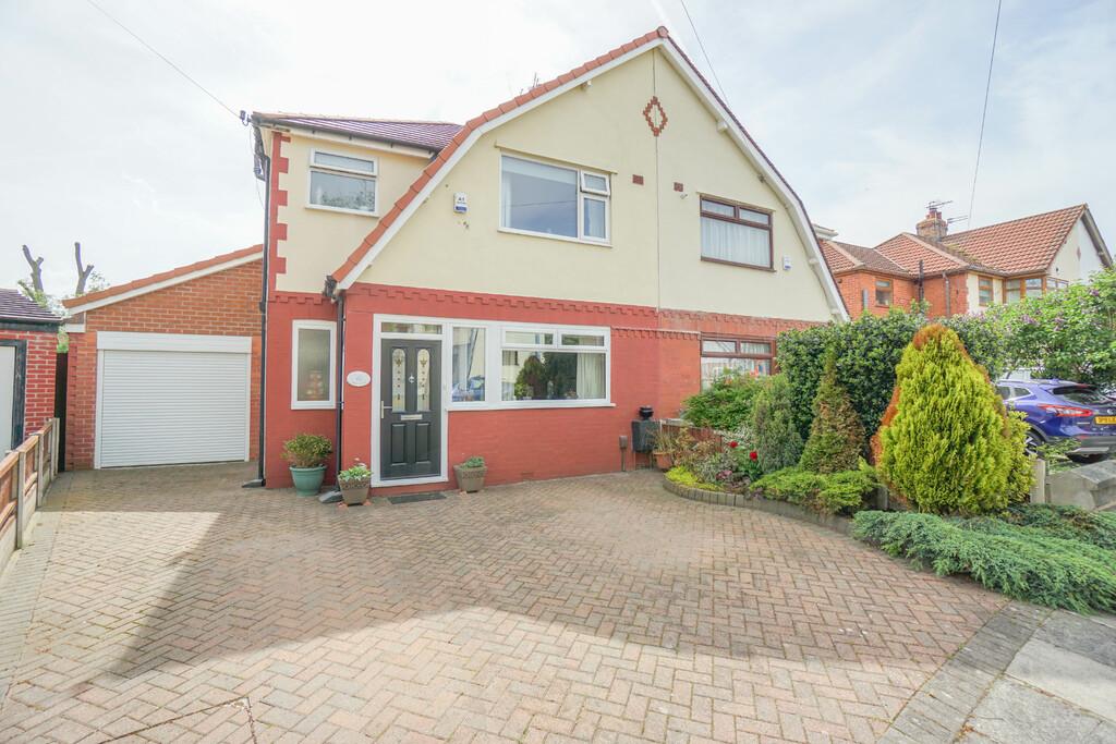 Alt Avenue, Maghull 3 bed semidetached house £285,000
