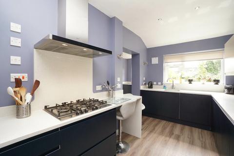 25 Alt Avenue, Liverpool, L31 7BJ