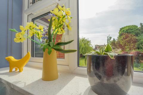 25 Alt Avenue, Liverpool, L31 7BJ