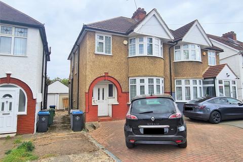 3 bedroom semi-detached house for sale - Deanscroft Avenue, NW9