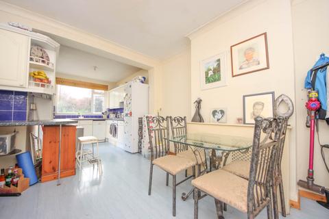 3 bedroom semi-detached house for sale - Deanscroft Avenue, NW9