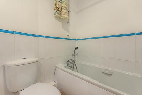 22 Rossby, Shinfield, Reading, RG2 9FS