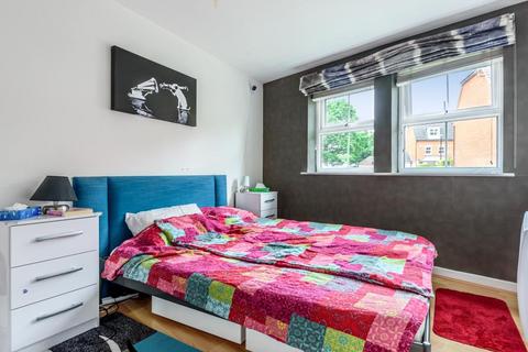 22 Rossby, Shinfield, Reading, RG2 9FS