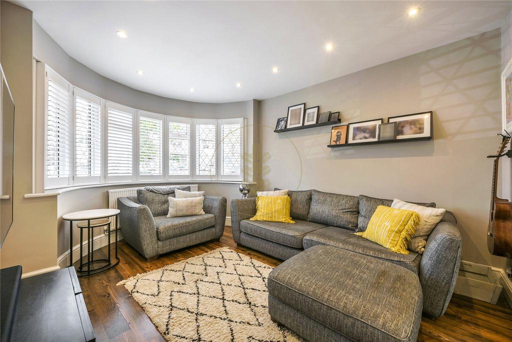 Uphill Grove, Mill Hill, London, NW7 3 bed house £1,150,000