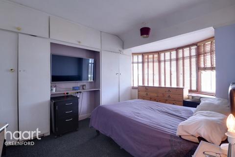 1 Calder Avenue, Perivale, Greenford, UB6 8JQ