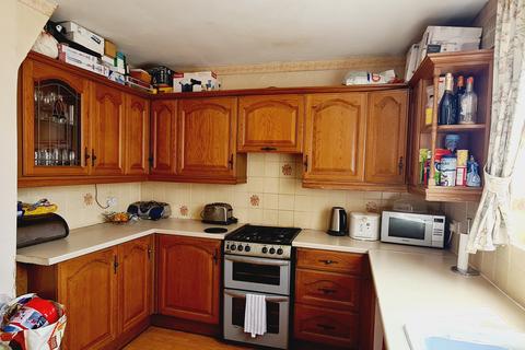 18 Dudley Road, Romford, RM3 8LH