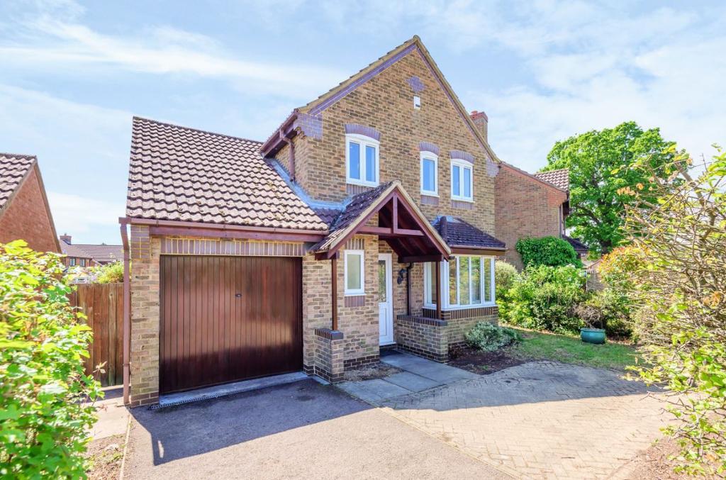 Deep Spinney, Biddenham 3 bed detached house for sale £425,000