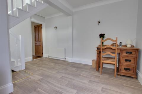 12 Bedhampton Hill, Havant, PO9 3JW