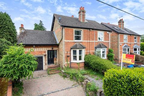 69 Guildford Road, West End, Woking, GU24 9HJ