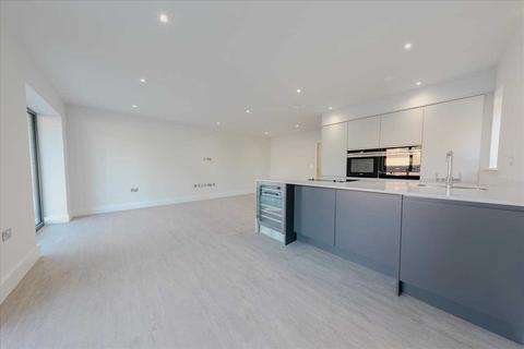 3 bedroom apartment for sale - Asplands Close, Woburn Sands, Milton Keynes