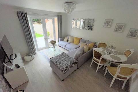 2 bedroom terraced house to rent, Heideck Gardens, Hutton, Brentwood